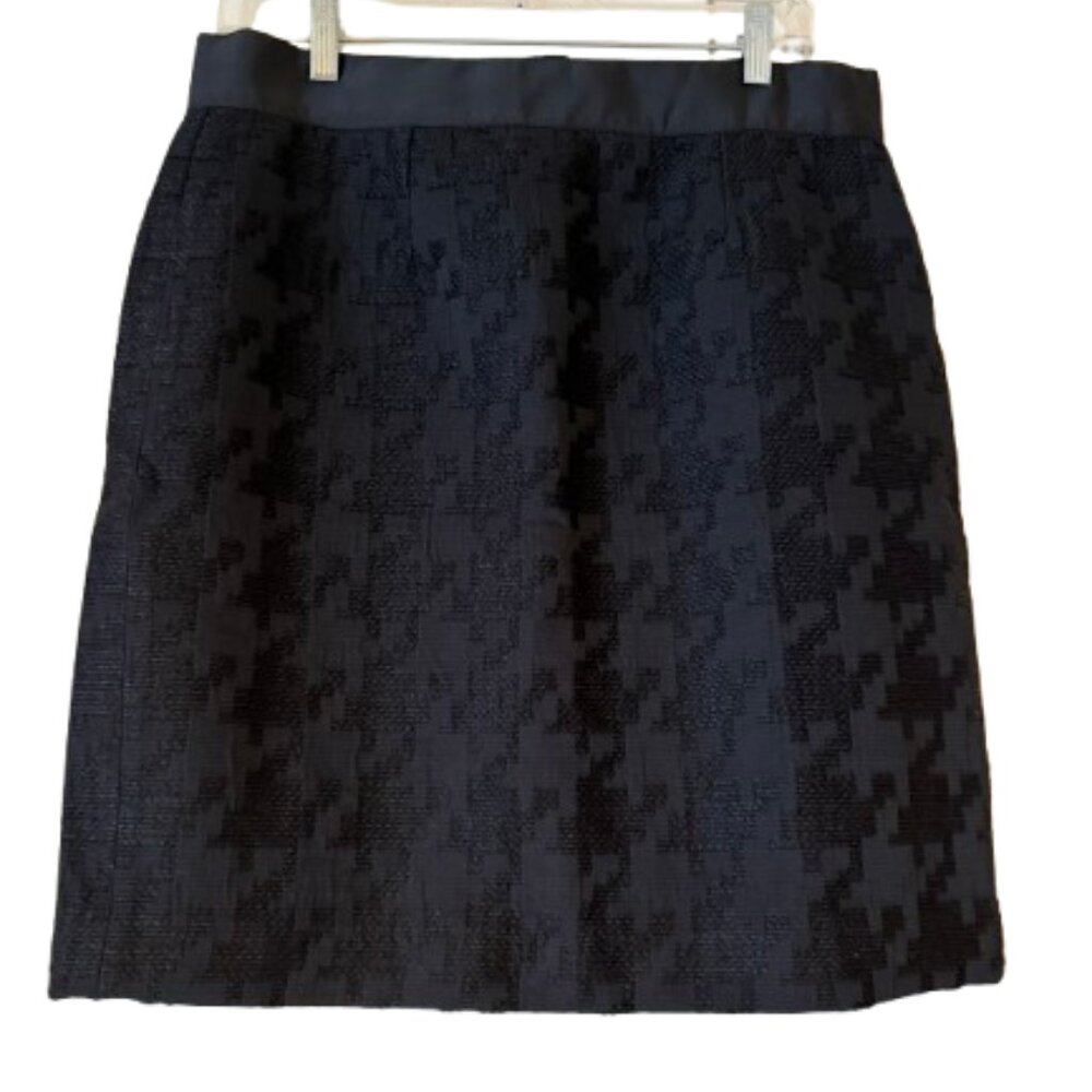 Loft Black Houndstooth Imprinted Skirt, Fully Lined - 8